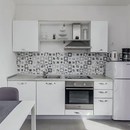 Guest house Lavel In - Mittel-dalmatien
