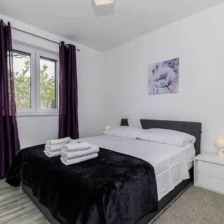 Lavel In - Mittel-dalmatien Guest house