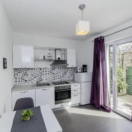 Guest house Lavel In - Mittel-dalmatien *