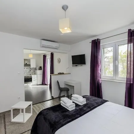 Lavel In - Mittel-dalmatien Guest house Trogir